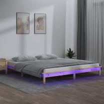  Bedframe LED massief hout 200x200 cm