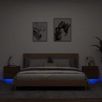  Nachtkastjes met LED's 2 st wandgemonteerd bruineikenkleurig