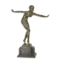 A BRONZE SCULPTURE OF A DANCING WOMAN ON MARBLE BASE